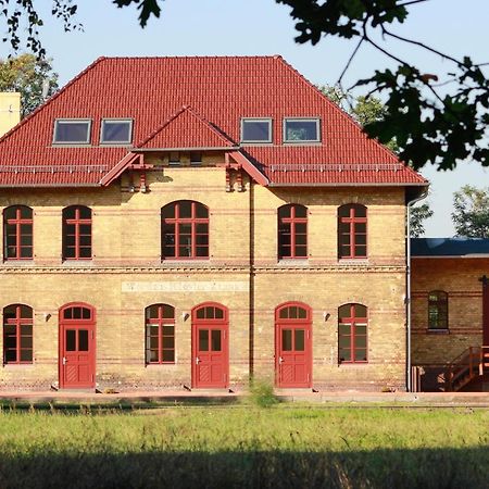 Ferienwohnungen Bahnhof Werder Йютербог Экстерьер фото